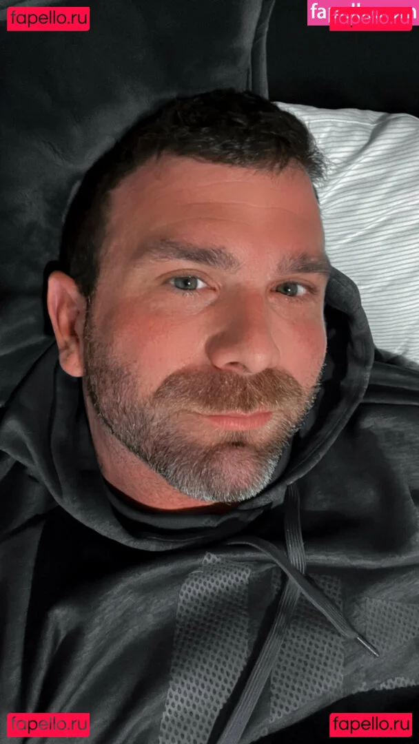 megadongx Onlyfans Photo Gallery 