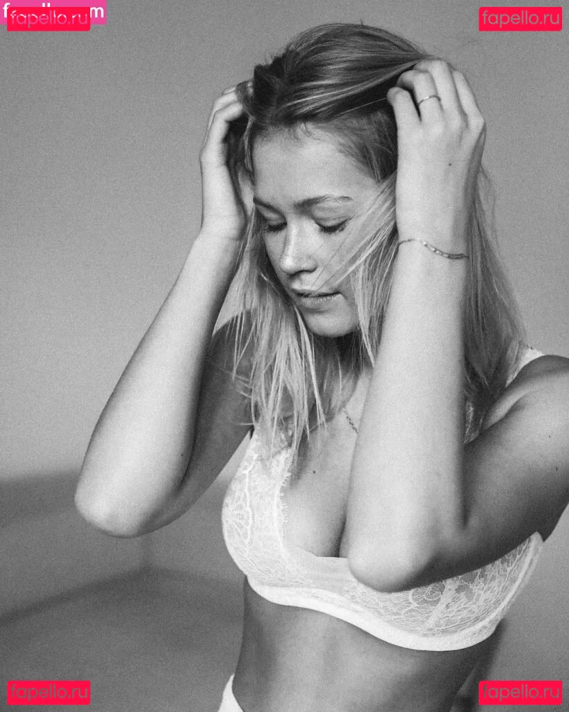 Melanie Kroll Onlyfans Photo Gallery 