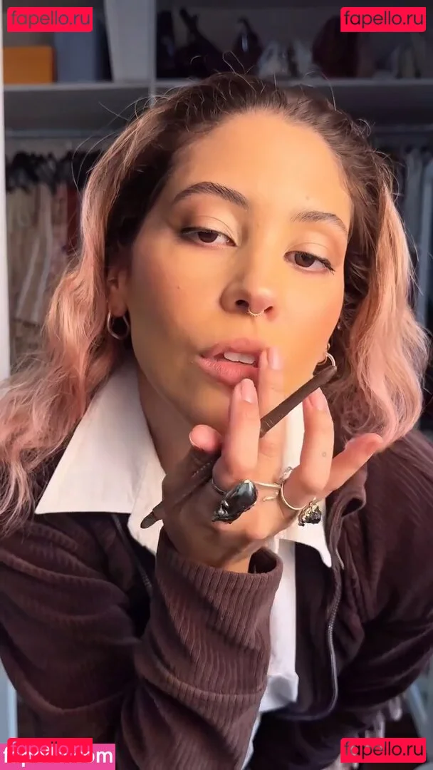 Dora Figueiredo Onlyfans Photo Gallery 