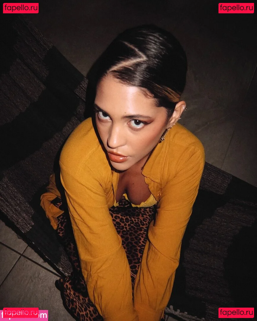 Dora Figueiredo Onlyfans Photo Gallery 