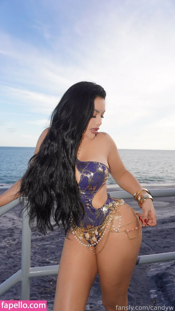 candyw Onlyfans Photo Gallery 