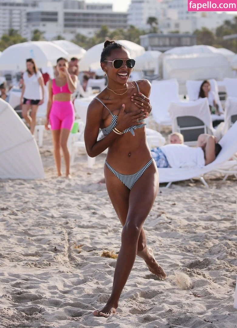 Jasmine Tookes Onlyfans Photo Gallery 