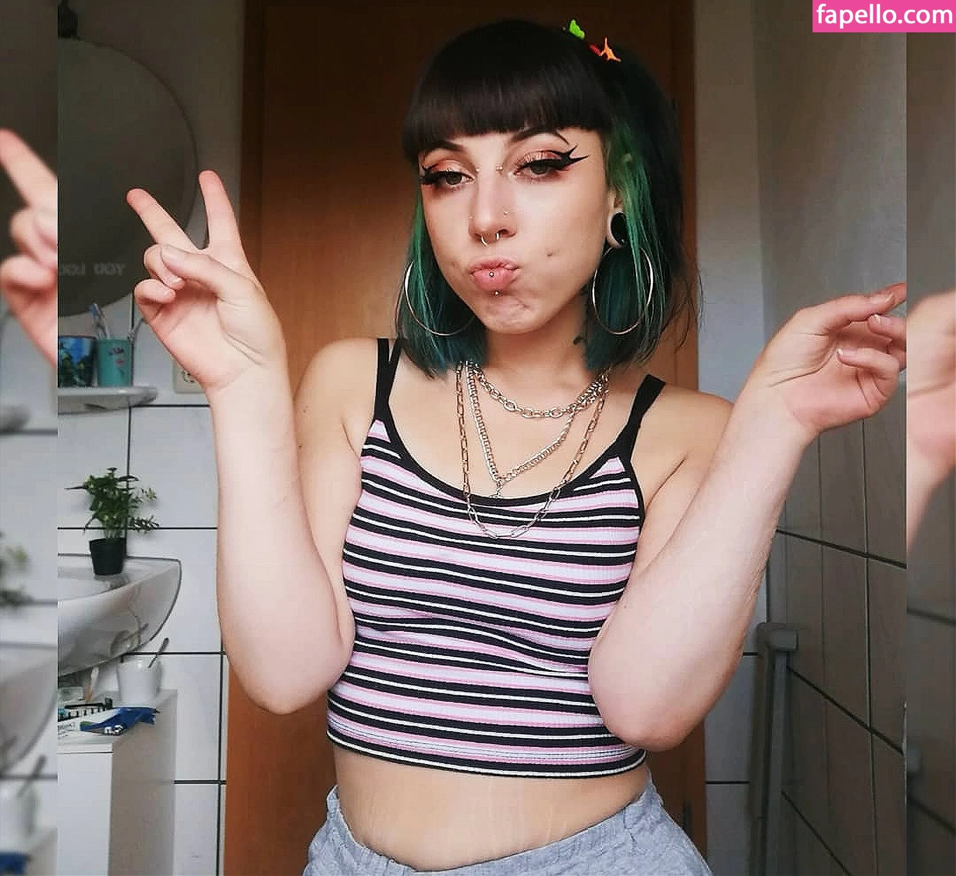 144memories Onlyfans Photo Gallery 