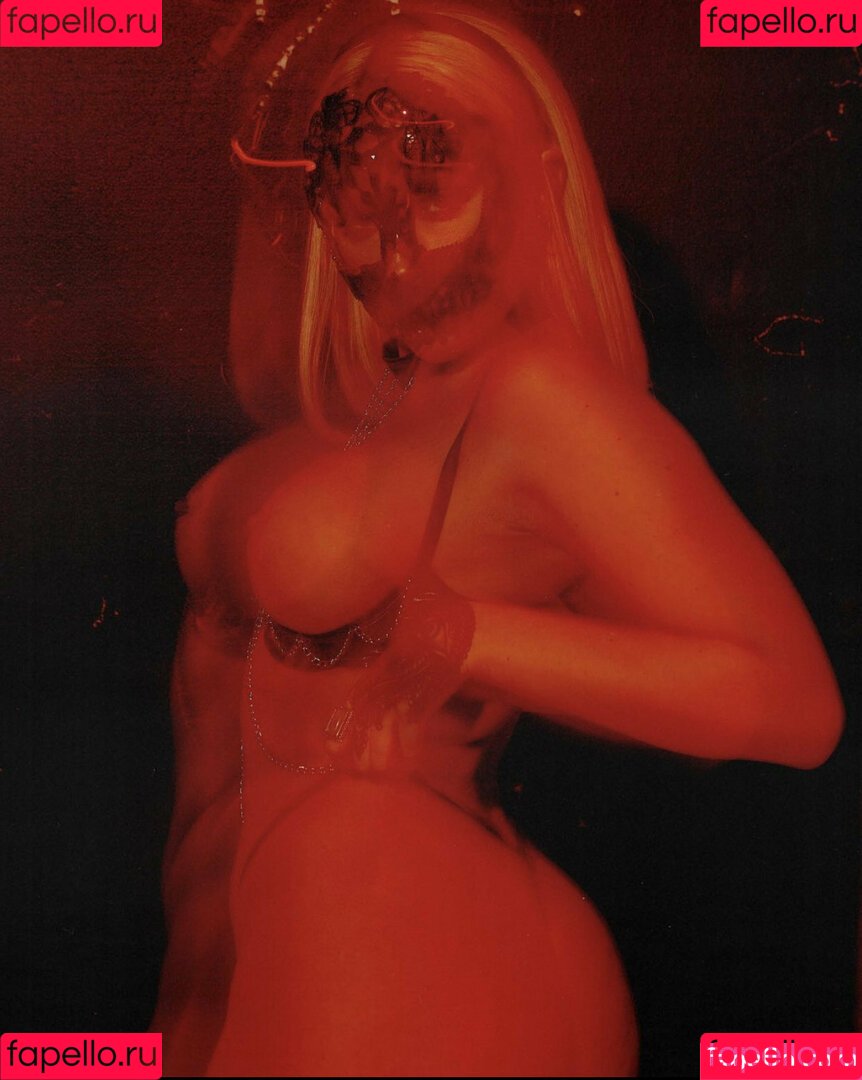 mikkib Onlyfans Photo Gallery 