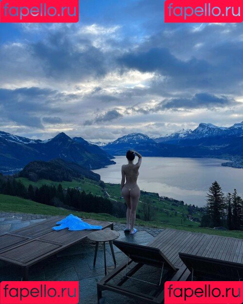 Baek Si Young Onlyfans Photo Gallery 