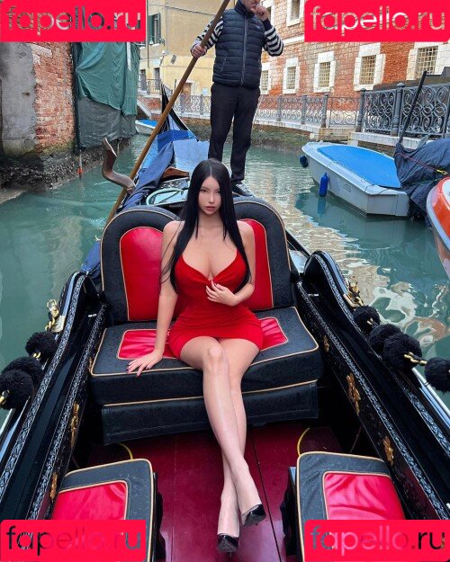 Baek Si Young Onlyfans Photo Gallery 