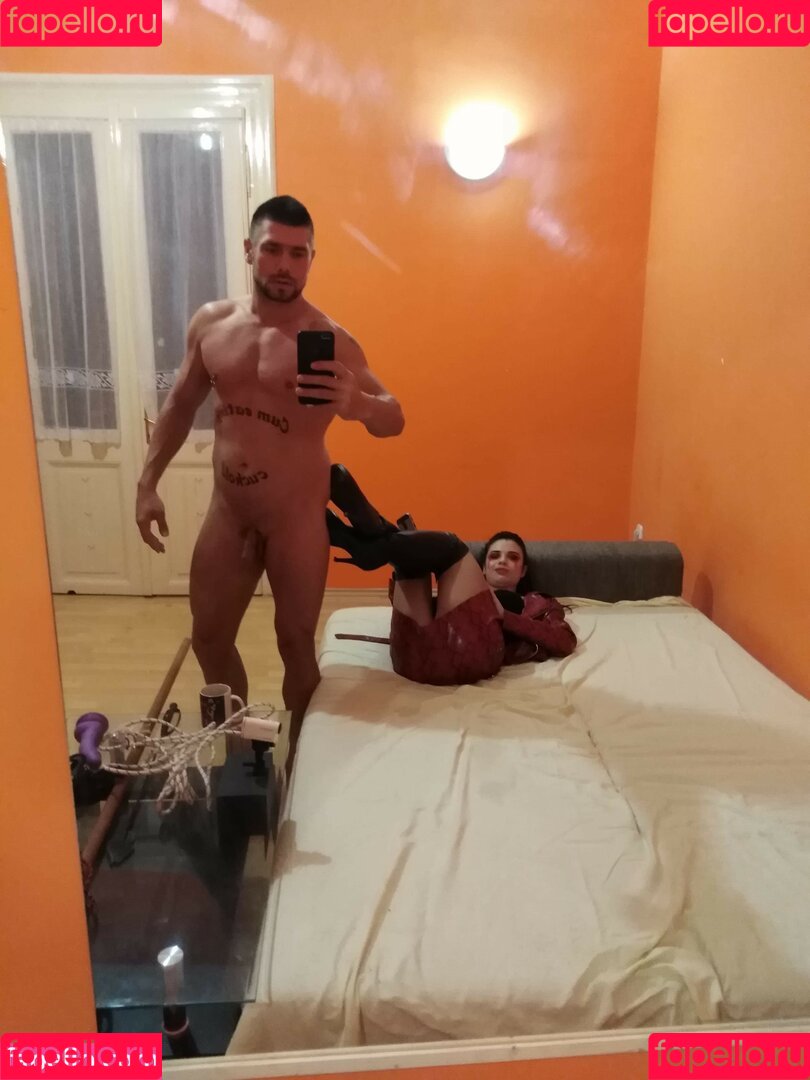 miracuckold Onlyfans Photo Gallery 