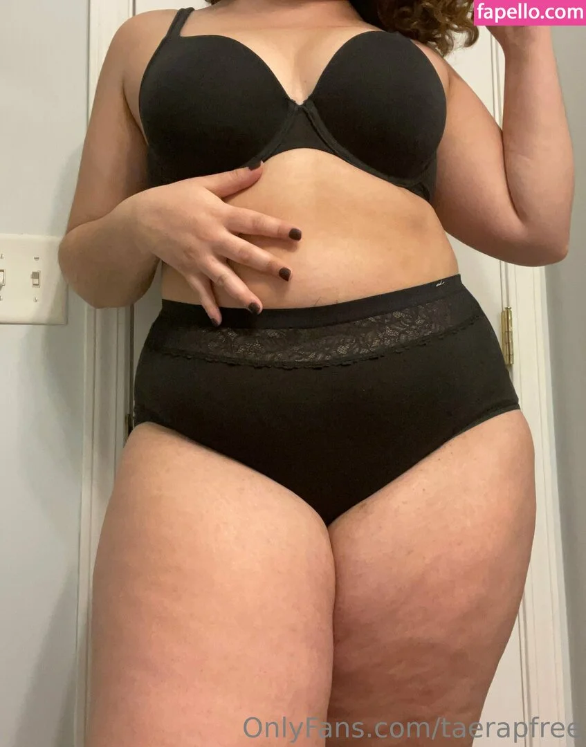 taerapfree Onlyfans Photo Gallery 