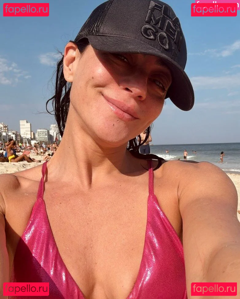 Carol Castro Onlyfans Photo Gallery 