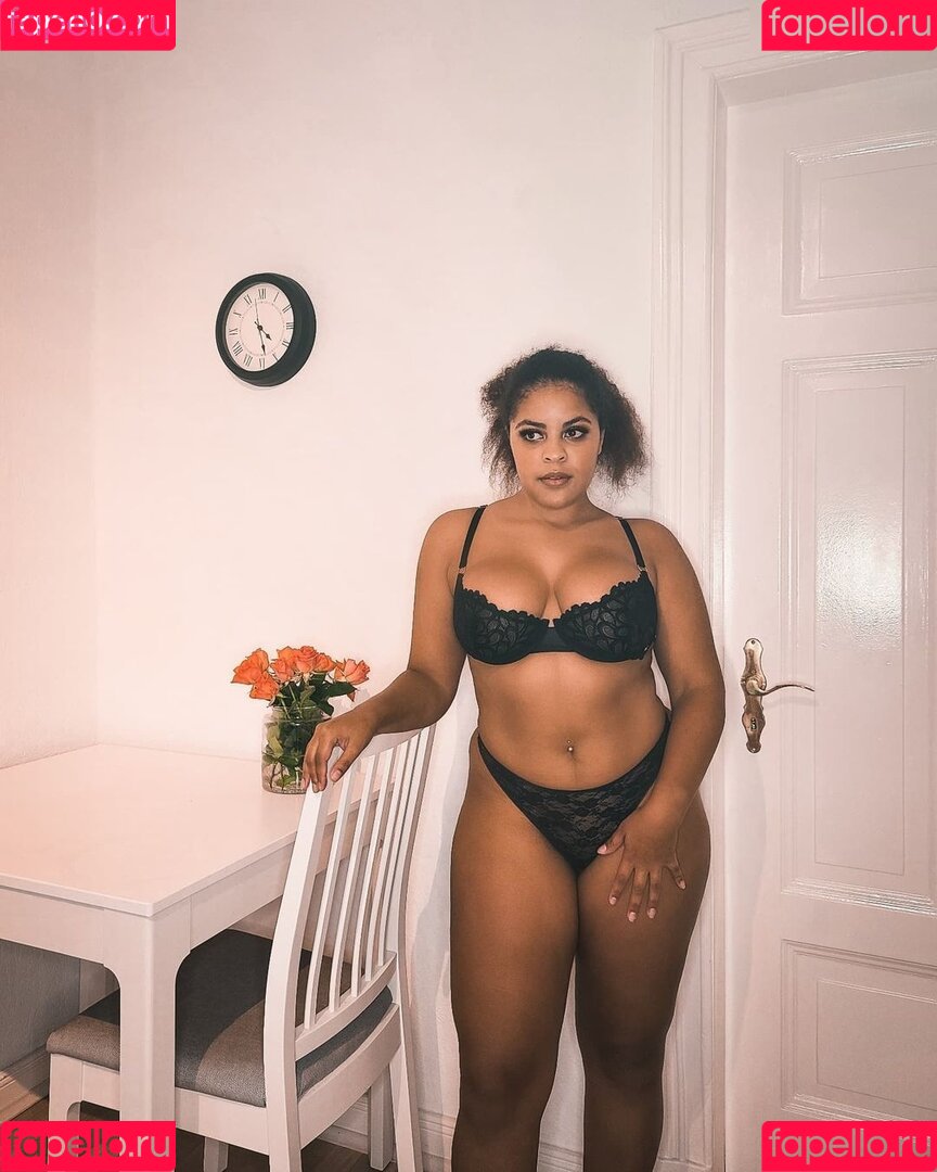 Flitzitas Onlyfans Photo Gallery 