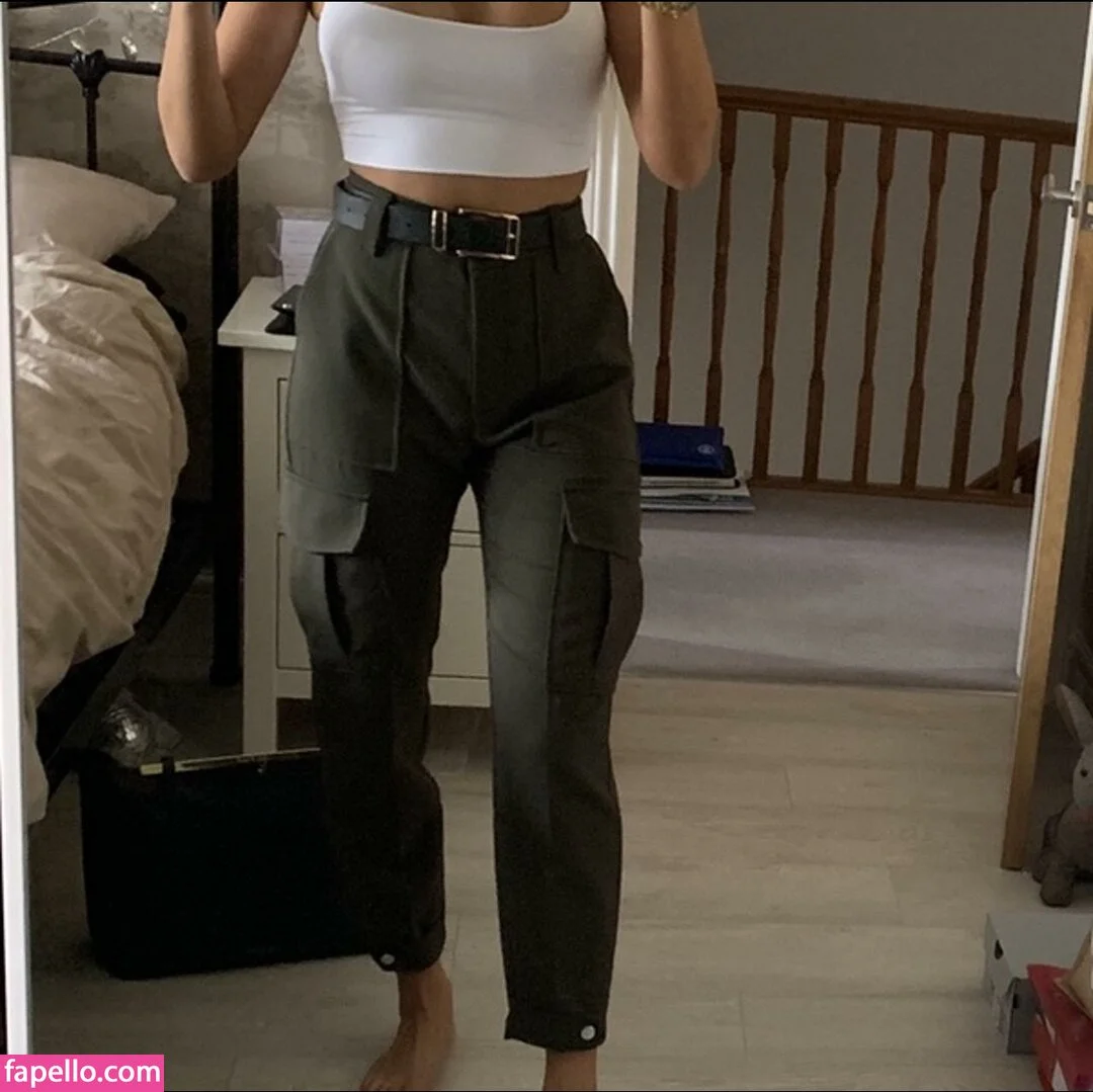 Lucy Beverley Onlyfans Photo Gallery 