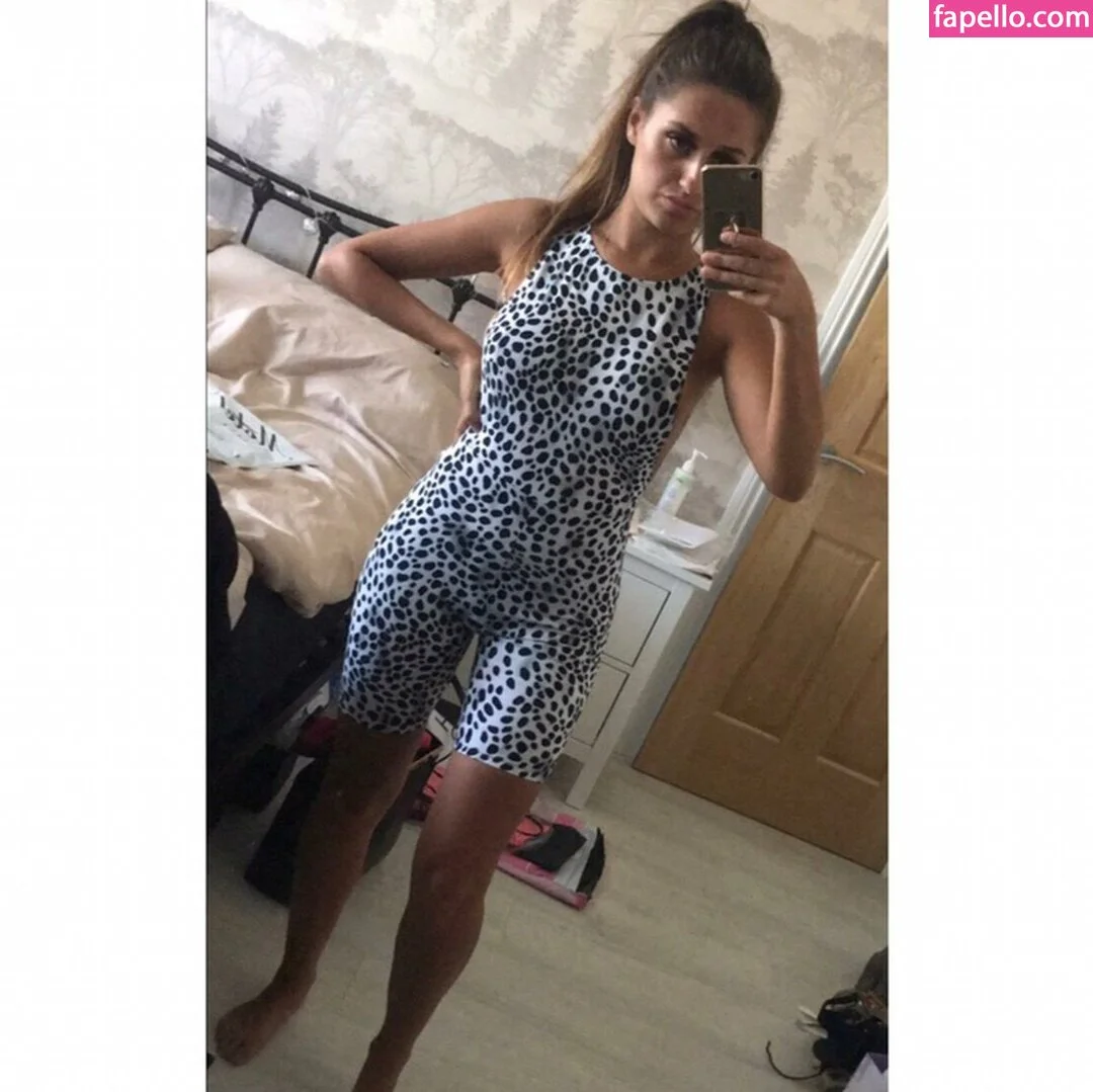 Lucy Beverley Onlyfans Photo Gallery 