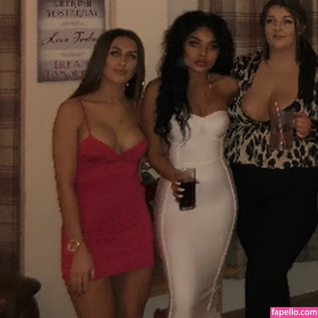 Lucy Beverley Onlyfans Photo Gallery 