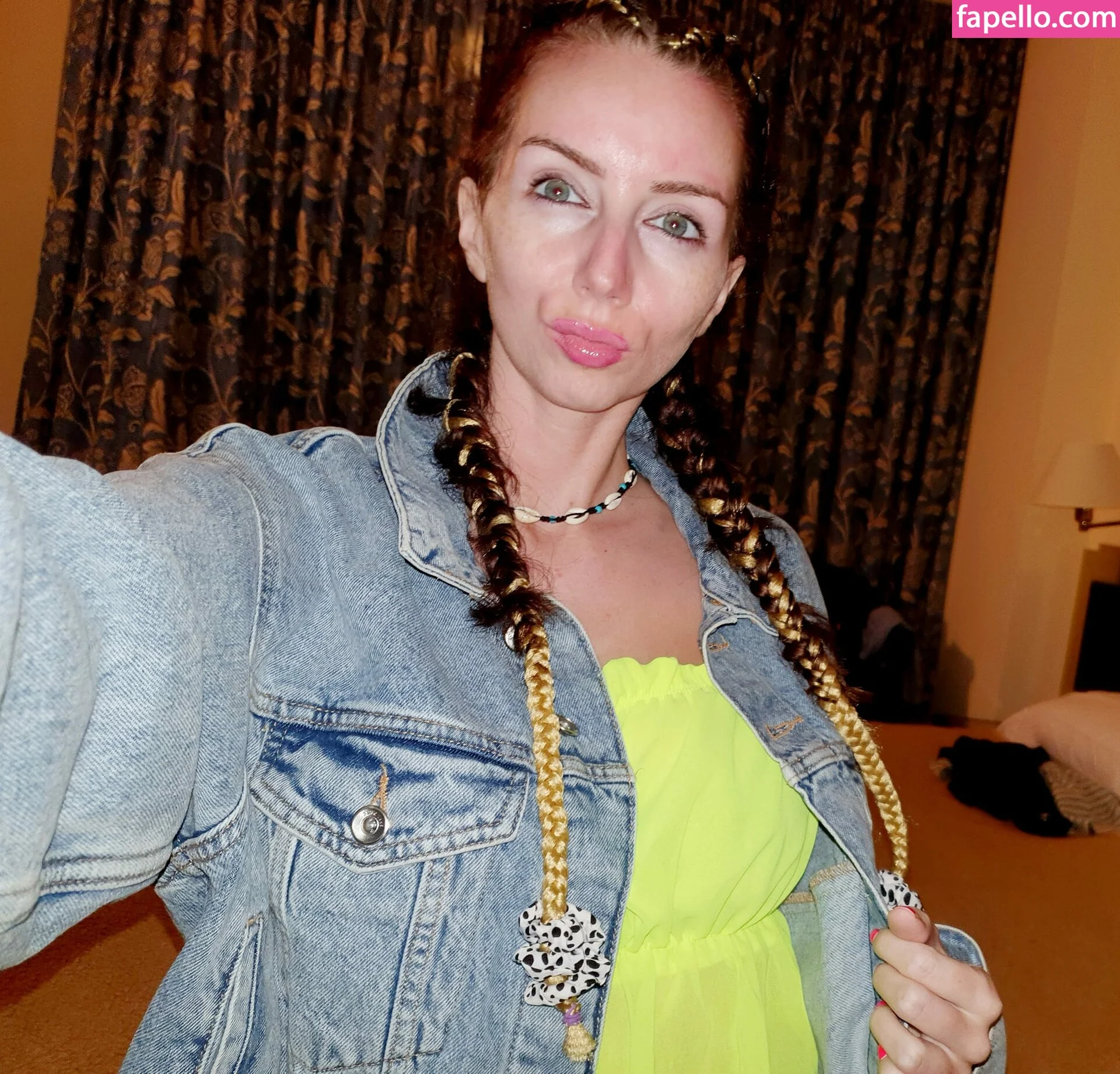 Summer Siempre Onlyfans Photo Gallery 