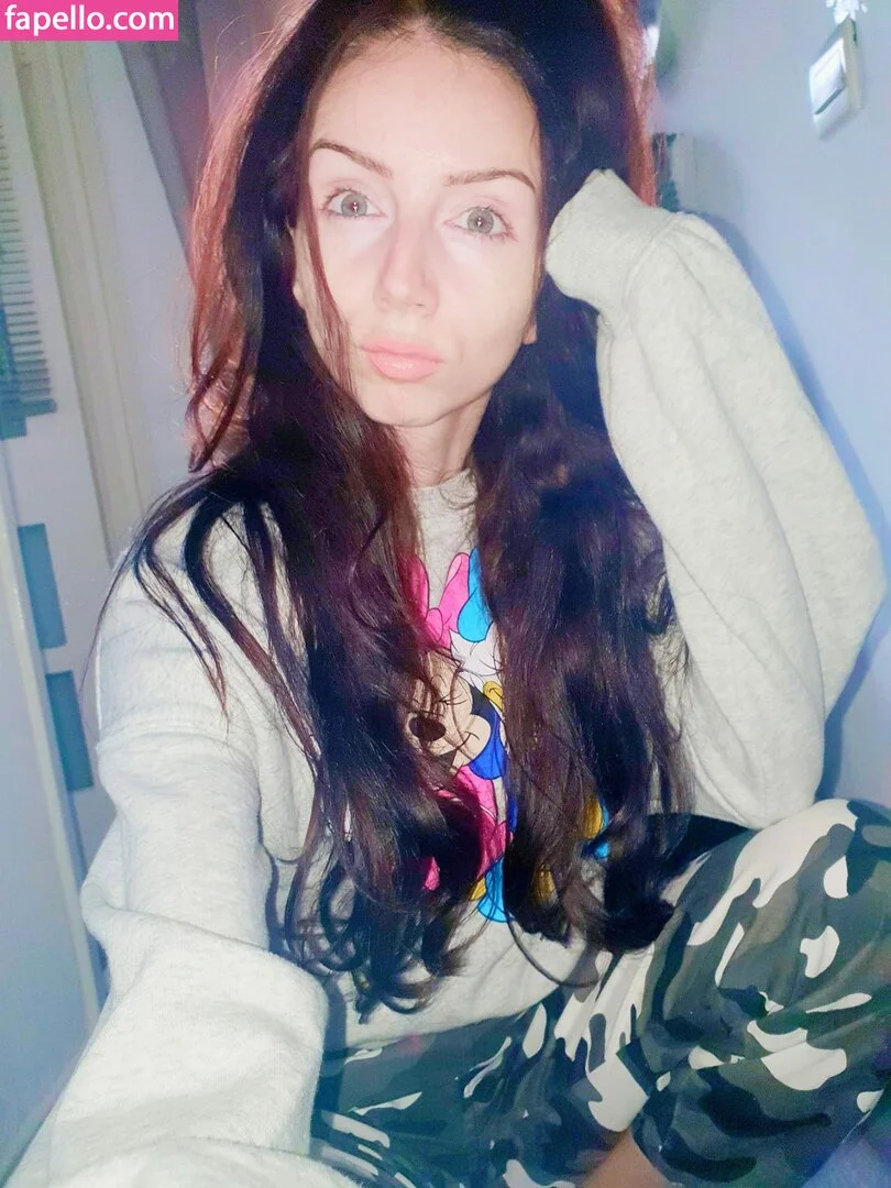 Summer Siempre Onlyfans Photo Gallery 