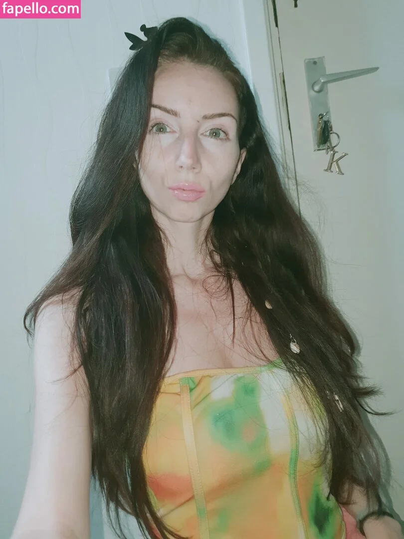 Summer Siempre Onlyfans Photo Gallery 