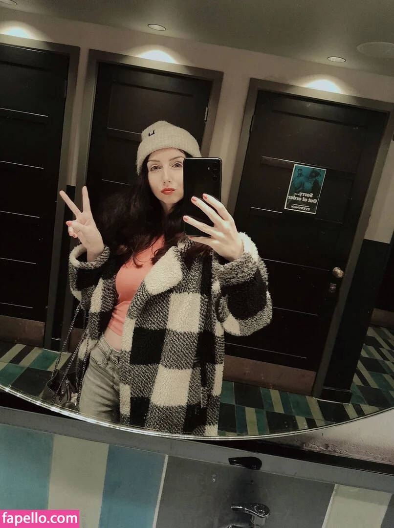 Summer Siempre Onlyfans Photo Gallery 