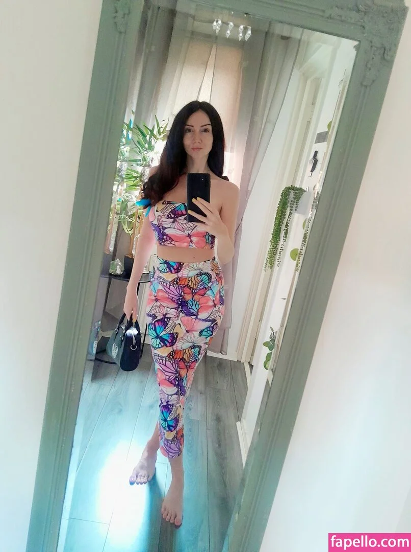 Summer Siempre Onlyfans Photo Gallery 