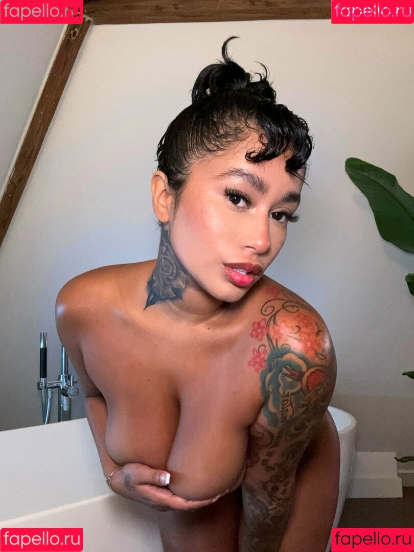 Moonformation Onlyfans Photo Gallery 