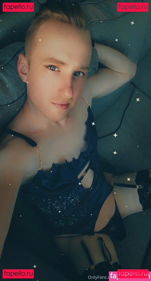 cagedsissy2020 Onlyfans Photo Gallery 
