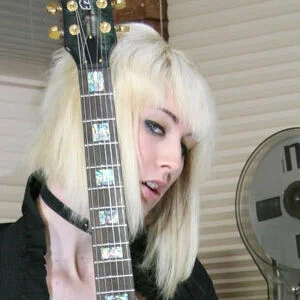 Bee Armitage Onlyfans Photo Gallery 