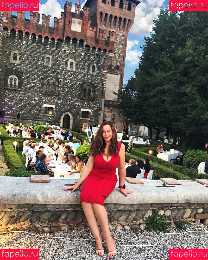 Serena Roberti Onlyfans Photo Gallery 