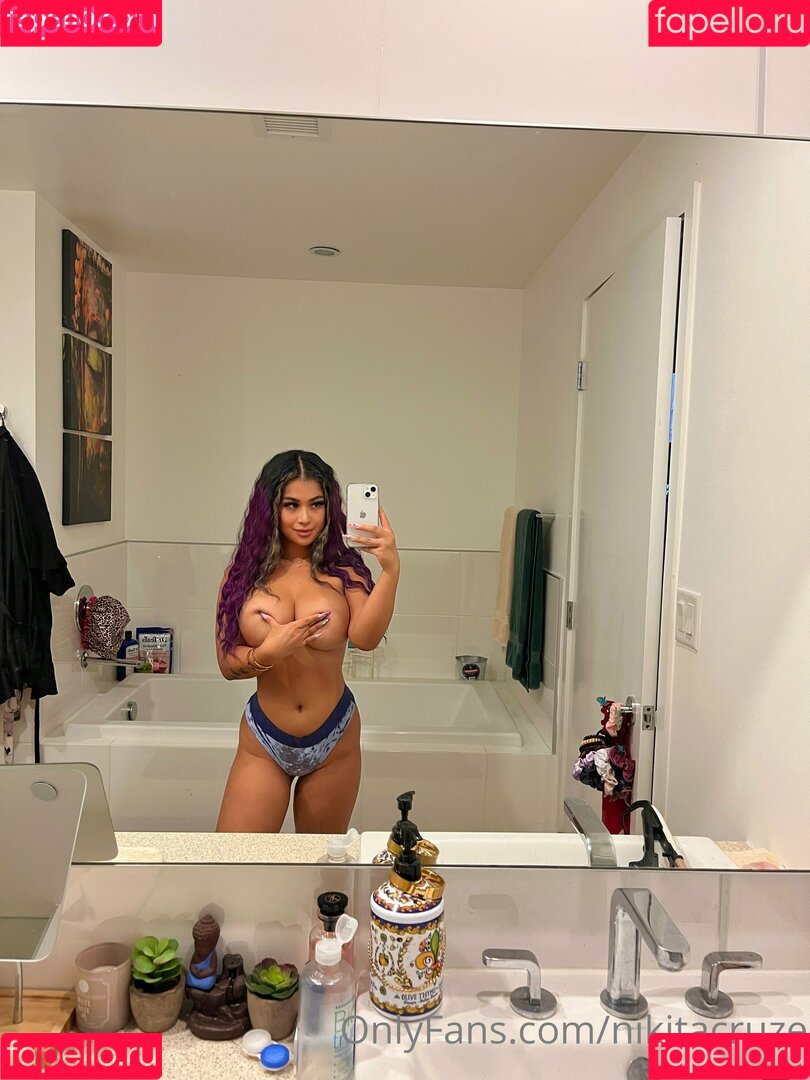 Nikita Kim Onlyfans Photo Gallery 