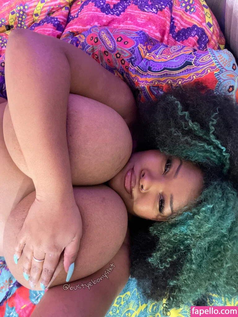 MsMoodyBB Onlyfans Photo Gallery 