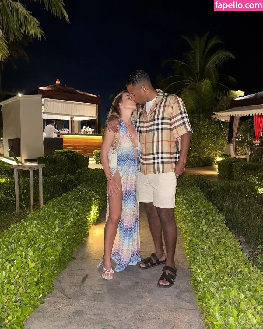 Ina Aogo Onlyfans Photo Gallery 