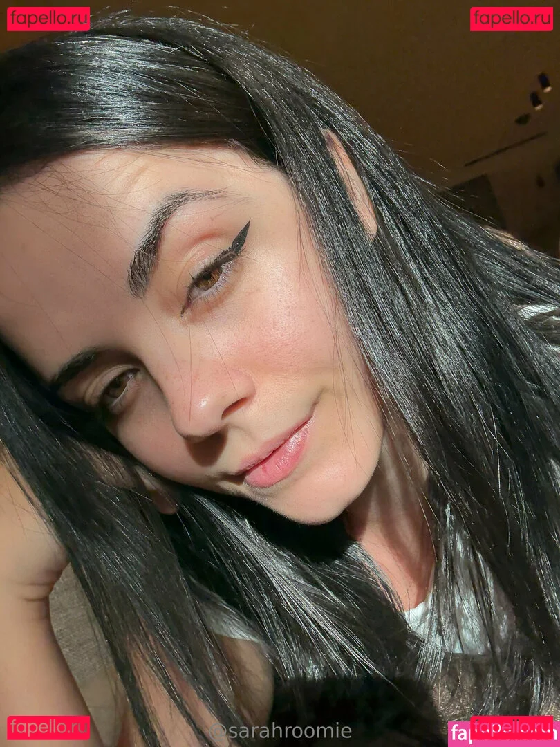 sarahroomie Onlyfans Photo Gallery 