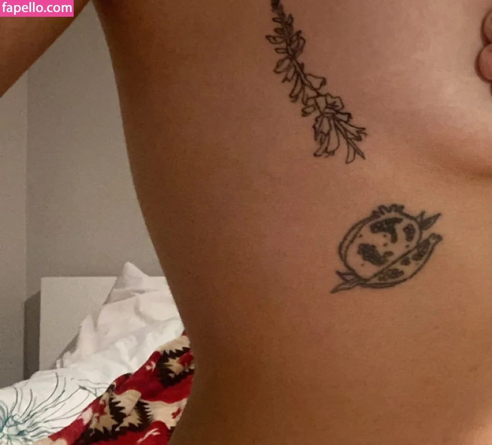 jiweenie Onlyfans Photo Gallery 