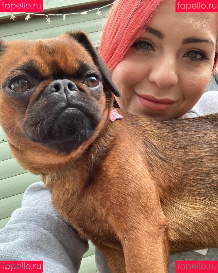 Le Curvy Kitten Onlyfans Photo Gallery 