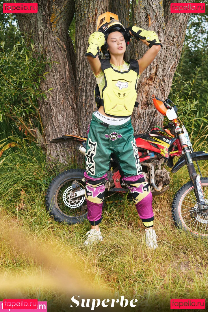 Aria Star Onlyfans Photo Gallery 