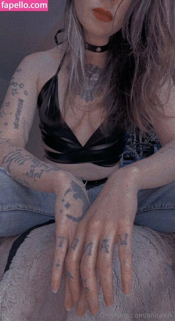 annasilk Onlyfans Photo Gallery 