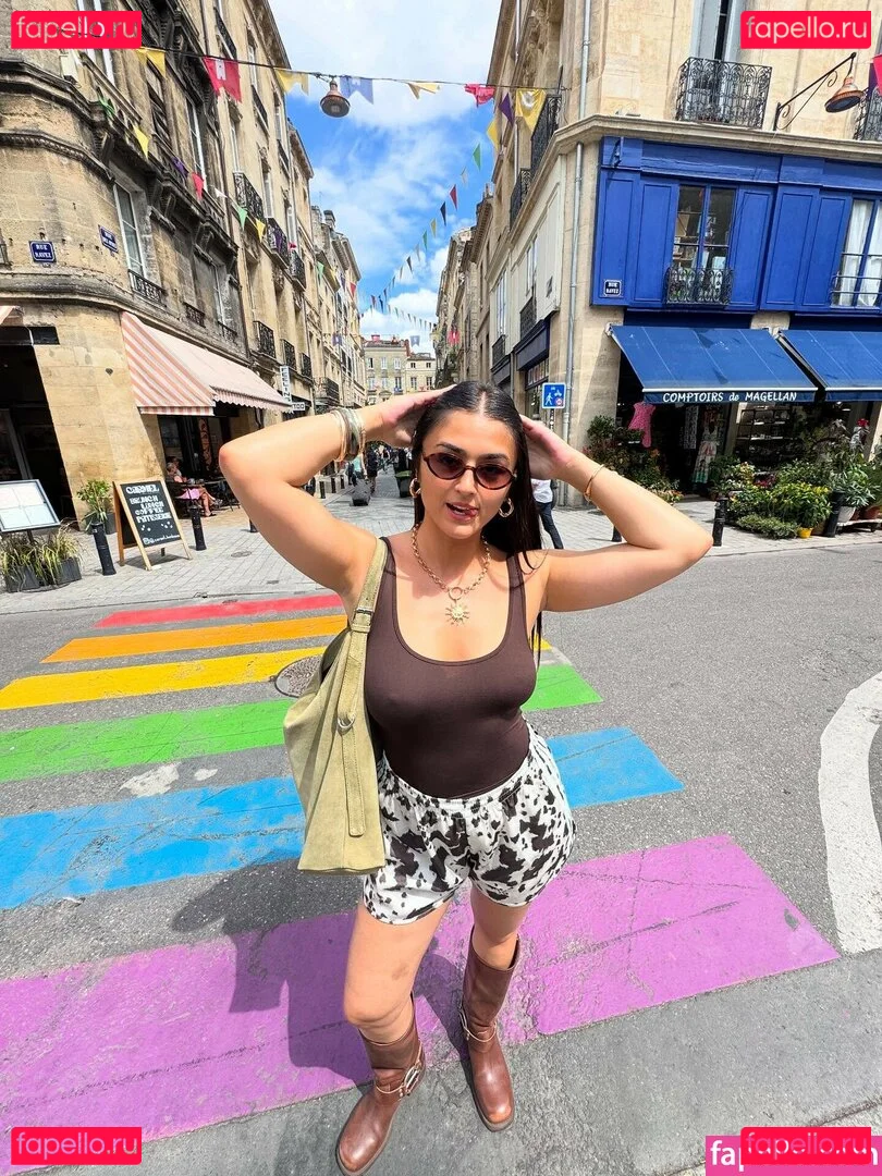 Lenna Vivas Onlyfans Photo Gallery 