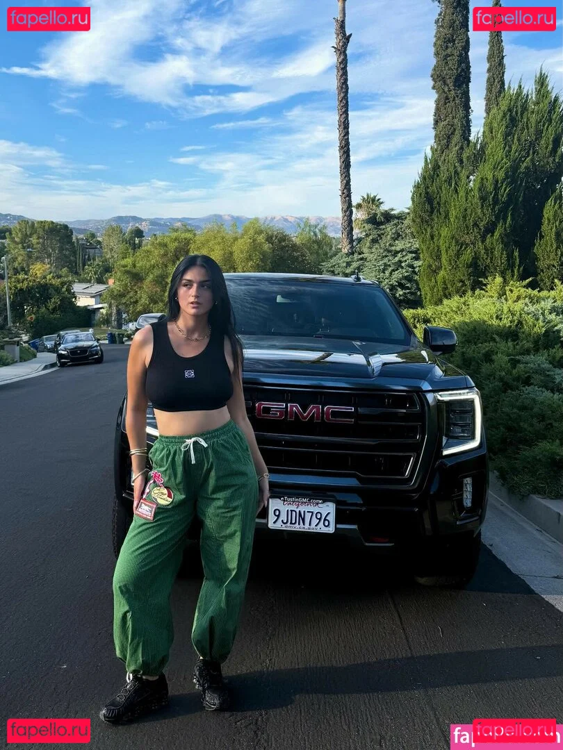 Lenna Vivas Onlyfans Photo Gallery 