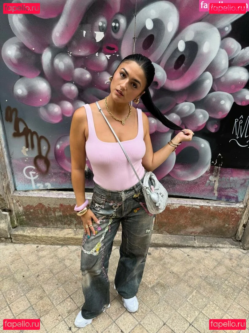 Lenna Vivas Onlyfans Photo Gallery 