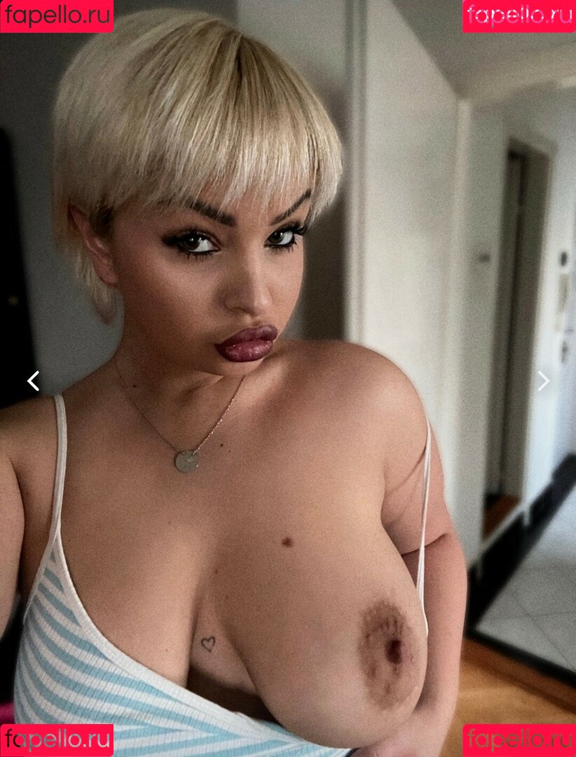 Anja Toncic Onlyfans Photo Gallery 