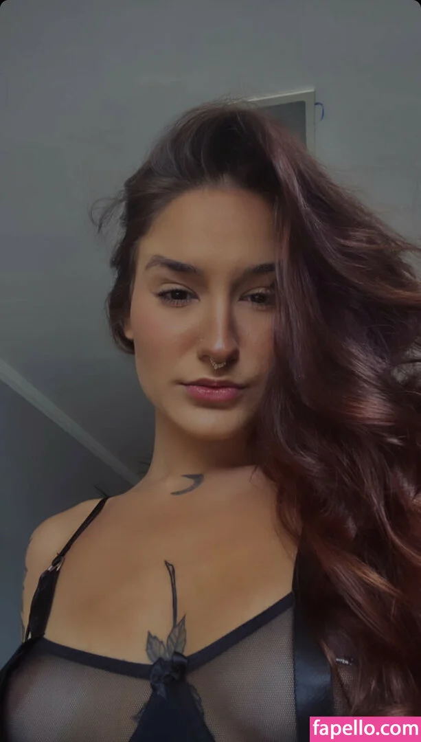 becalansky Onlyfans Photo Gallery 