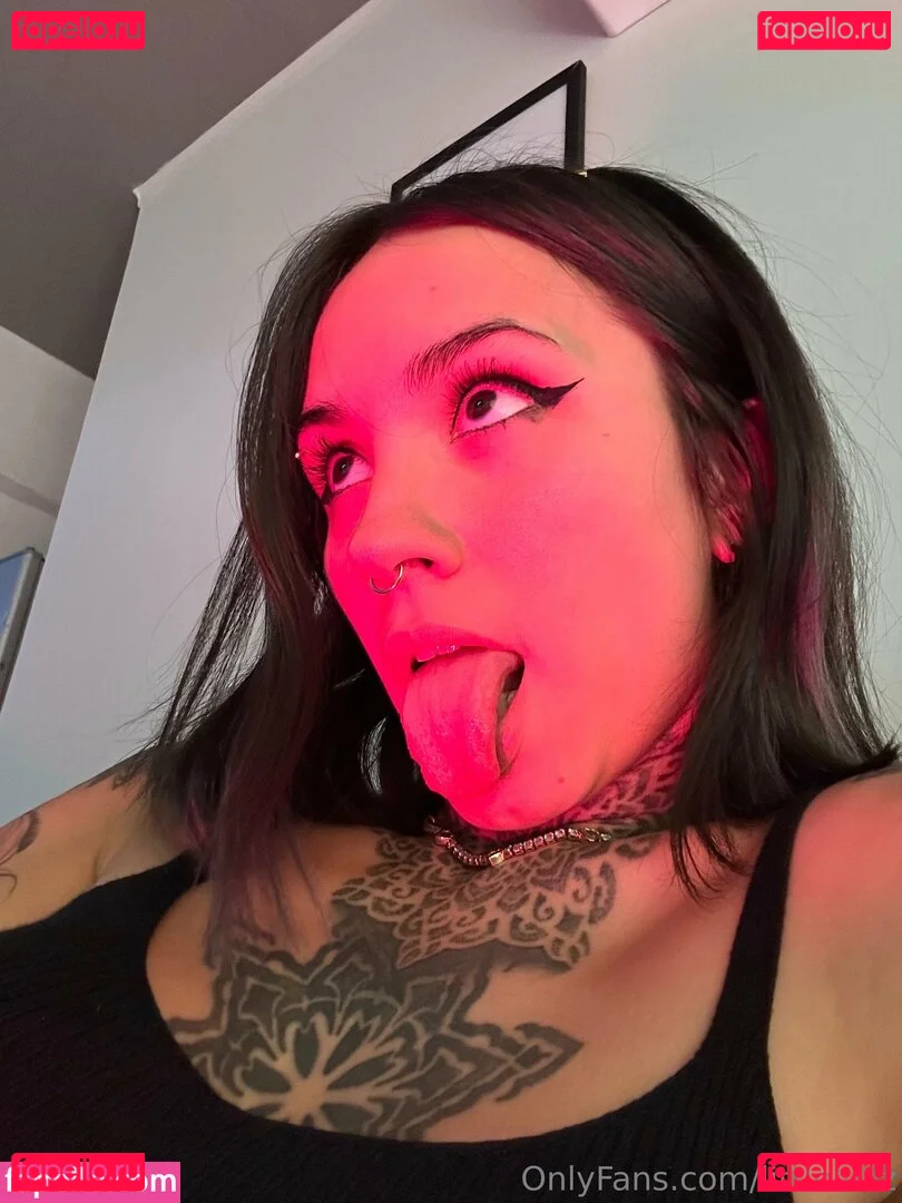 littleluzz Onlyfans Photo Gallery 