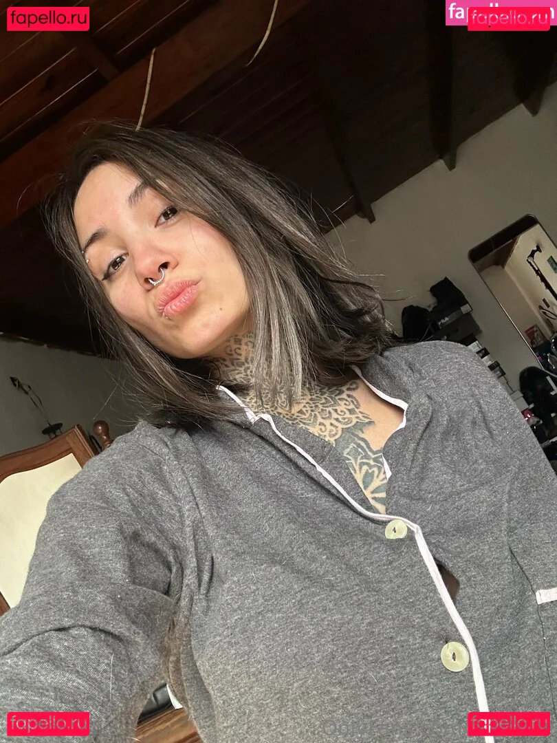 littleluzz Onlyfans Photo Gallery 