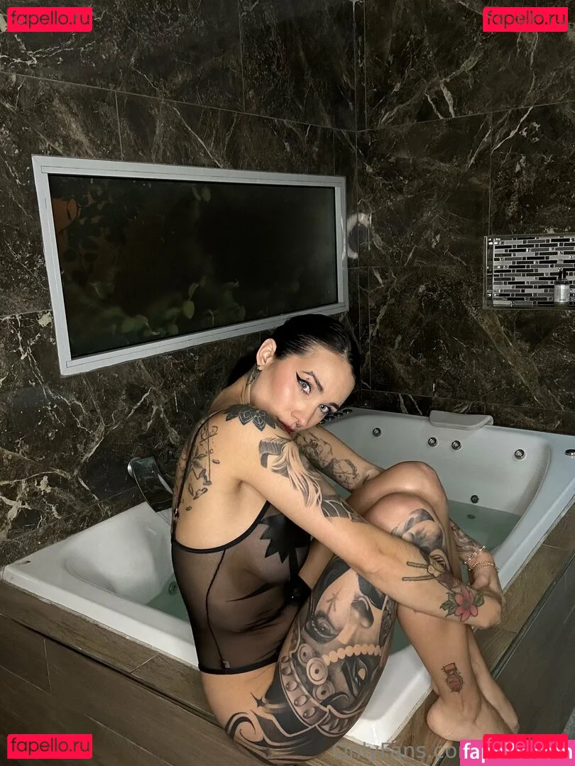 littleluzz Onlyfans Photo Gallery 