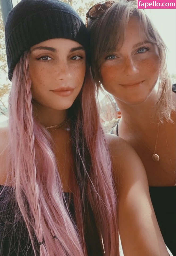 galacticgypsy28 Onlyfans Photo Gallery 