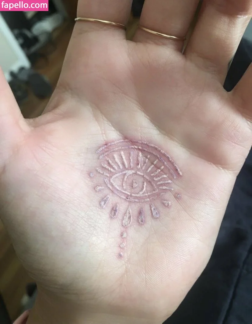 galacticgypsy28 Onlyfans Photo Gallery 