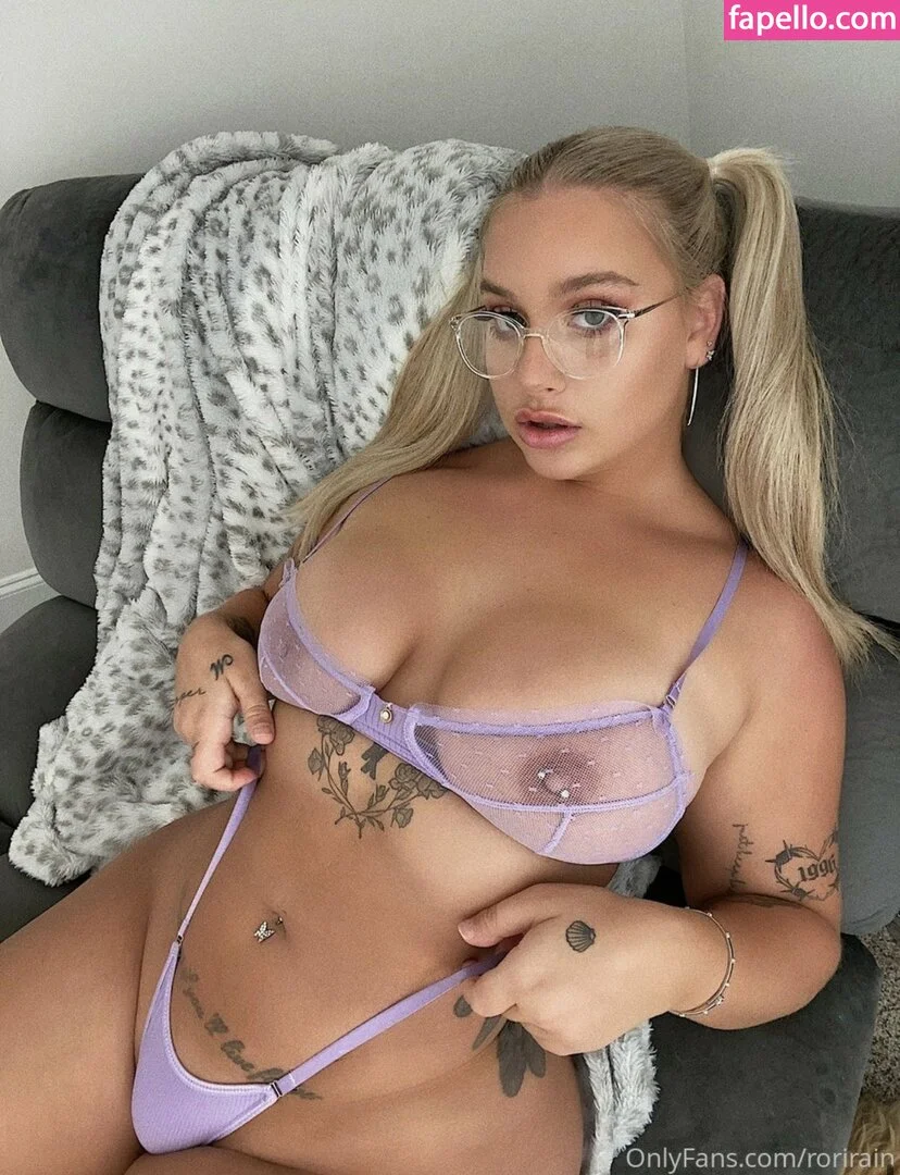Rori Rain Onlyfans Photo Gallery 