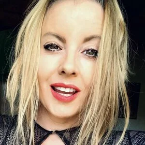 Essensell Onlyfans Photo Gallery 