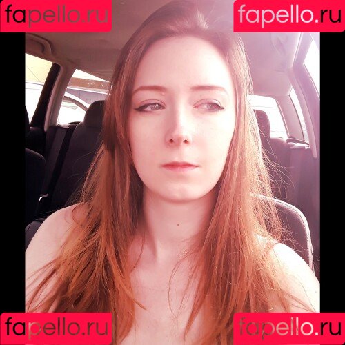 Juniper Actias Onlyfans Photo Gallery 