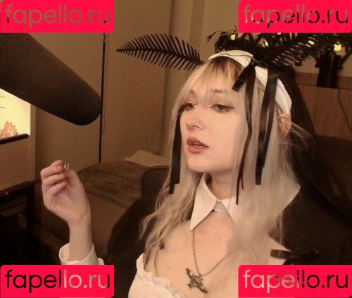 Juniper Actias Onlyfans Photo Gallery 