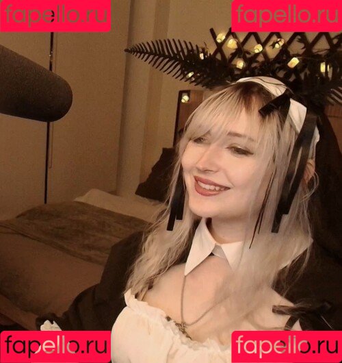 Juniper Actias Onlyfans Photo Gallery 