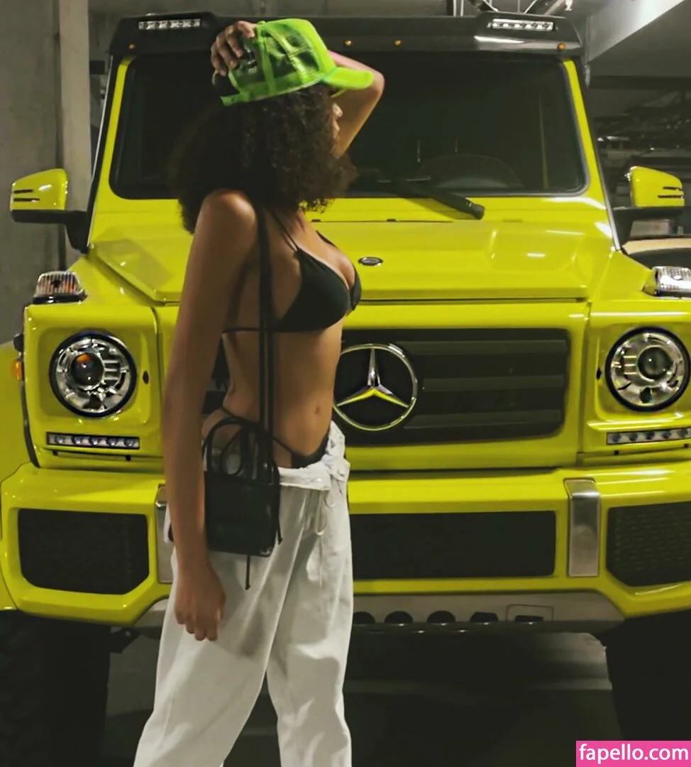 PrincessY Onlyfans Photo Gallery 